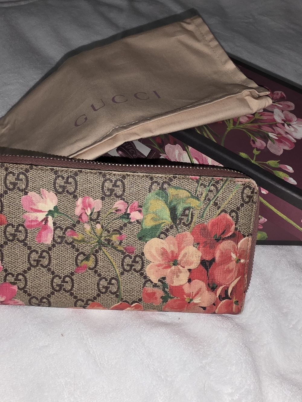 Gucci GG Blooms Zip Wallet - Pink Beige - Picture 3 of 11